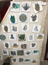 Charger l'image dans la galerie, Grey Squirrel Love - MAGNET